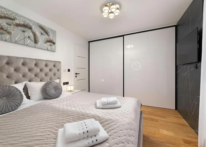 Apartament Marina *